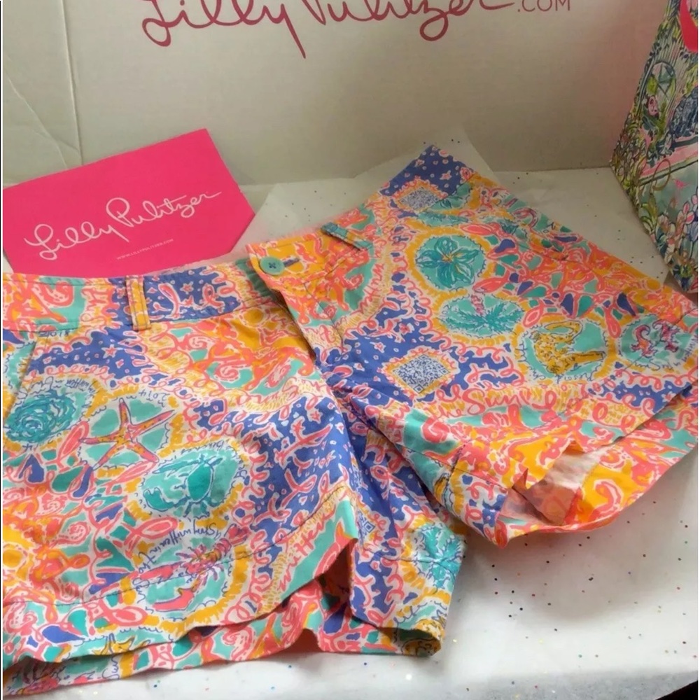 Lilly Pulitzer Written in the Sun Callahans - Picture 2 of 8